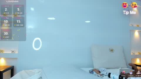 Zenda Evans online show from March 2025 09:55:02 AM