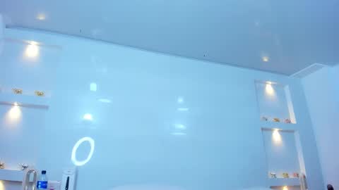 Zenda Evans online show from November 2025 04:11:01 AM