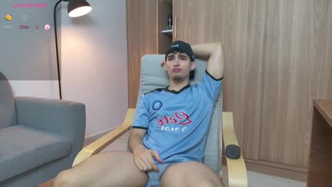 Zenn online show from February 2025 12:44:02 PM