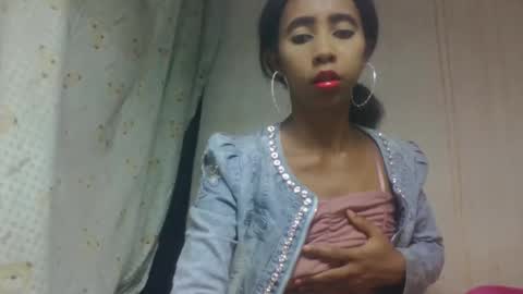 Snapshot of zeolineess chatting on October 2025 09:28:02 AM zeolineess online show from October 2025 09:28:02 AM