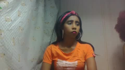 Snapshot of zeolineess chatting on October 2025 12:19:01 AM zeolineess online show from October 2025 12:19:01 AM