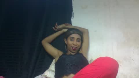 Snapshot of zeolineess chatting on October 2025 03:53:02 AM zeolineess online show from October 2025 03:53:02 AM
