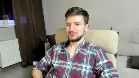 Andrew online show from February 2025 06:53:01 PM