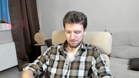 Andrew online show from November 2025 06:56:02 AM