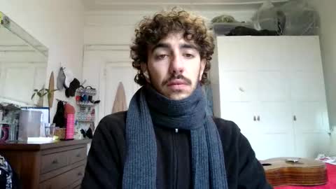 Snapshot of zeta214 chatting on November 2025 12:27:02 PM zeta214 online show from November 2025 12:27:02 PM