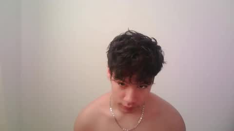 zeus_183 online show from November 2025 02:05:04 PM