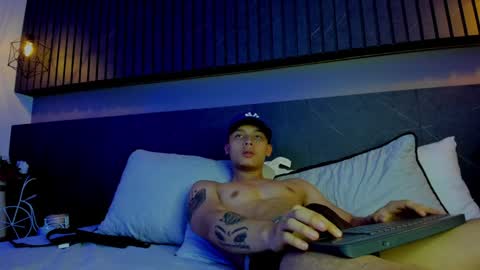 zeus online show from February 2025 06:51:02 AM