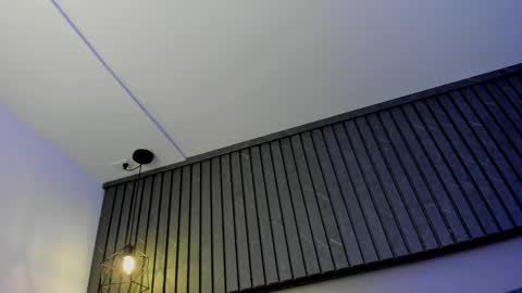 zeus online show from February 2025 04:46:02 AM