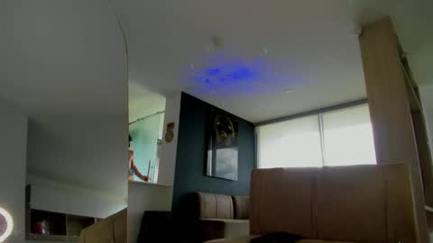 zeus online show from November 2025 07:38:02 PM