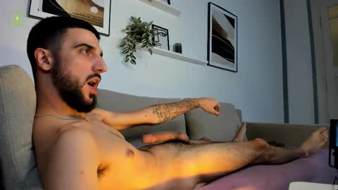 ZEYN online show from September 2025 04:21:02 PM