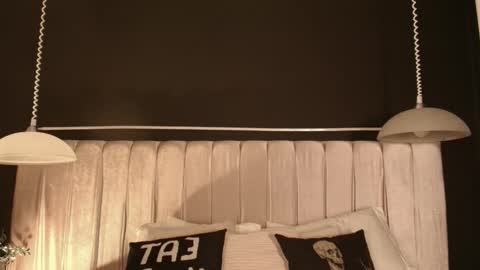 zhally_dee online show from November 2025 07:43:01 PM