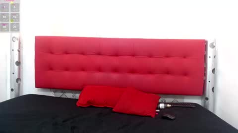 ZHAMIRA  ANDRES online show from February 2025 09:15:01 PM