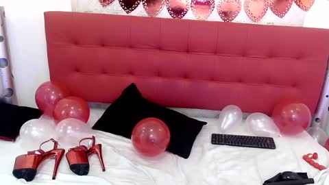 ZHAMIRA  ANDRES online show from February 2025 01:34:01 AM