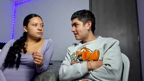 Snapshot of zhara_and_logan chatting on April 2026 12:32:01 PM Zhara and logan online show from April 2026 12:32:01 PM