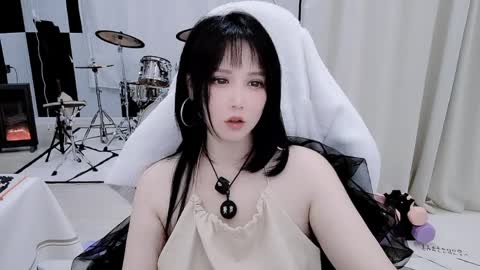 zhen online show from April 2026 02:47:02 PM