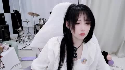 Snapshot of zhen0 chatting on June 2026 05:34:02 PM zhen online show from June 2026 05:34:02 PM