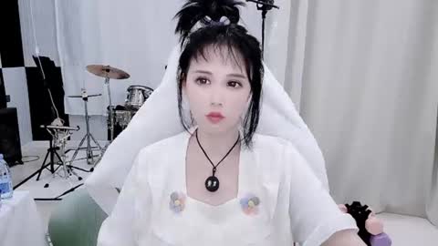 Snapshot of zhen0 chatting on June 2026 04:20:02 PM zhen online show from June 2026 04:20:02 PM