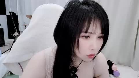 Snapshot of zhen0 chatting on June 2026 06:05:01 AM zhen online show from June 2026 06:05:01 AM