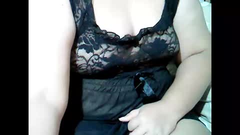 zhia214 online show from June 2026 11:36:01 AM
