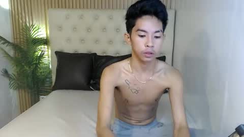 zian_smithx online show from January 2026 11:42:01 PM