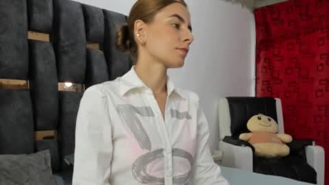 ziataylor online show from March 2025 09:42:02 PM