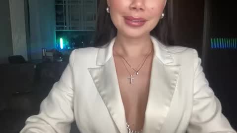 Snapshot of zidya06 chatting on November 2025 06:43:01 PM Nensi online show from November 2025 06:43:01 PM