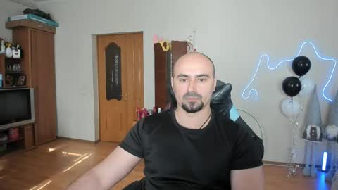 Ziesh online show from April 2026 01:17:01 PM