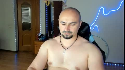 Snapshot of ziesh chatting on May 2026 03:50:01 PM Ziesh online show from May 2026 03:50:01 PM