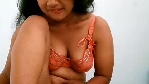 elly online show from May 2026 05:14:02 AM