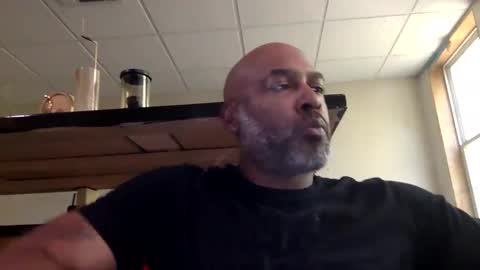 Snapshot of zionlion22 chatting on April 2026 04:01:02 PM zionlion22 online show from April 2026 04:01:02 PM