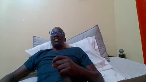 Zlatann2012 online show from September 2025 10:21:02 PM