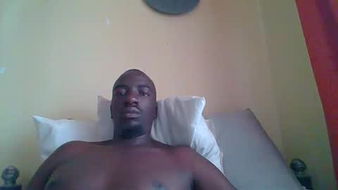 Zlatann2012 online show from October 2025 06:47:01 AM