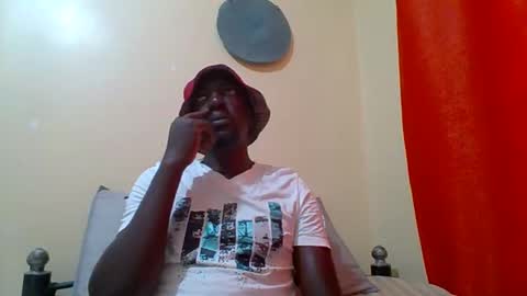 Zlatann2012 online show from October 2025 12:28:01 PM