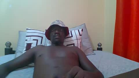 Zlatann2012 online show from December 2025 12:56:01 PM