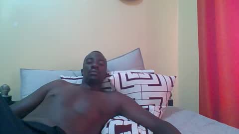 Zlatann2012 online show from December 2025 10:11:02 AM