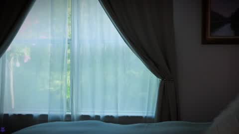 Snapshot of zlicious chatting on June 2026 10:51:01 PM Zara Join next live at 5PM EST online show from June 2026 10:51:01 PM