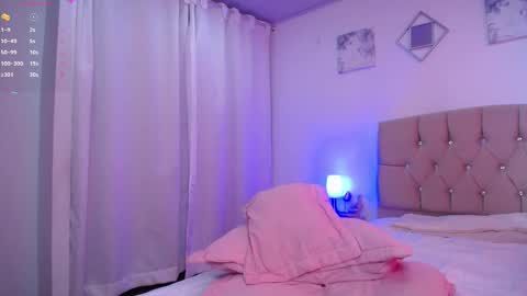 Snapshot of zoe_alanaa chatting on December 2024 05:03:01 PM ZOEE online show from December 2024 05:03:01 PM