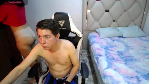 Snapshot of zoe_and_jackk_ chatting on April 2026 08:36:02 PM ZOE AND JACK online show from April 2026 08:36:02 PM