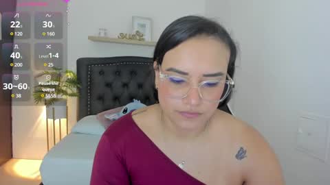 Zoe  online show from February 2025 12:25:02 PM