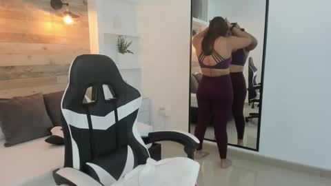 Zoe  online show from February 2026 12:38:01 PM