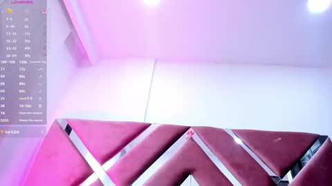 Snapshot of zoe_evaanss_ chatting on April 2026 08:26:01 PM zoe_evaanss_ online show from April 2026 08:26:01 PM