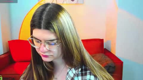 Zoe online show from March 2026 03:52:02 AM