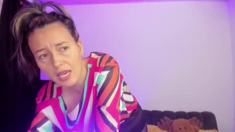 ZOE online show from February 2026 08:45:02 PM