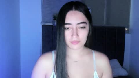zoe_jones7 online show from October 2025 02:01:02 AM