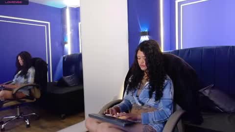 Snapshot of zoe_lara_34 chatting on March 2026 03:32:02 AM zoe online show from March 2026 03:32:02 AM