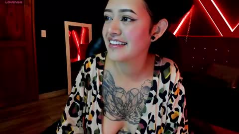 Snapshot of zoe_lara_34 chatting on April 2026 03:51:01 AM zoe online show from April 2026 03:51:01 AM