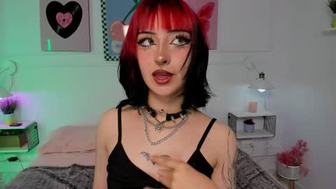 Snapshot of zoe_lynch_ chatting on February 2026 11:31:02 AM Zoe Lynch online show from February 2026 11:31:02 AM