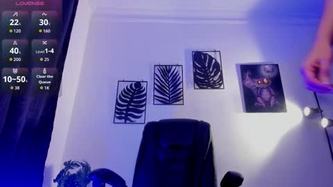 Snapshot of zoe_millerx chatting on February 2026 01:15:01 PM zoe_millerx online show from February 2026 01:15:01 PM