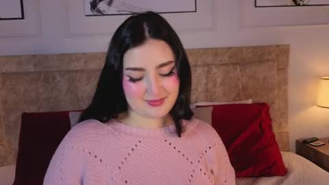 zoe_moon__ online show from June 2026 12:00:02 PM