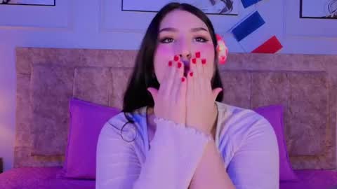 zoe_moon__ online show from July 2026 12:22:02 PM